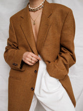 Load image into Gallery viewer, &quot;caramel&quot; blazer
