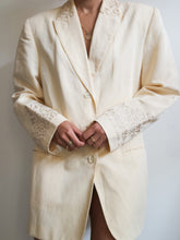 Load image into Gallery viewer, &quot;Selena&quot; creme blazer
