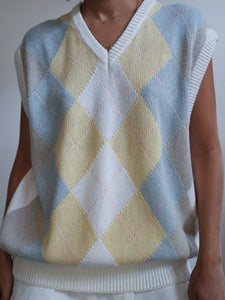 "BeeGee" knitted sleeveless jumper