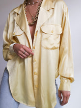 Load image into Gallery viewer, &quot;Piu&quot; silk shirt
