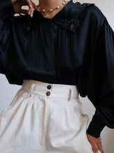 Load image into Gallery viewer, « Ébène » silk shirt
