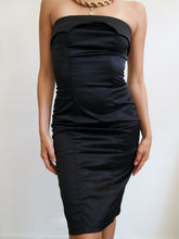 Load image into Gallery viewer, &quot;Diva&quot; dress
