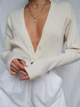 Load image into Gallery viewer, &quot;Latte&quot; Cashmere knitted cardigan (M/L)

