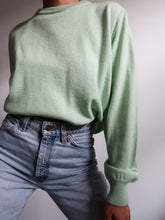 Load image into Gallery viewer, &quot;Pistachio&quot; knitted jumper
