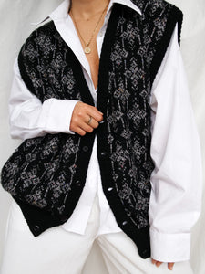 "Christian" knitted sleeveless jumper (L)