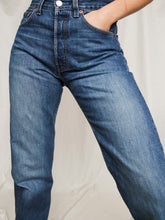 Load image into Gallery viewer, LEVI&#39;S 501 denim pants (W28 L32)
