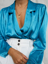 Load image into Gallery viewer, &quot;Verse&quot; satin blouse
