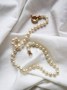 "Sissy" pearls necklace