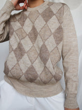 Load image into Gallery viewer, Irina beige knitted jumper
