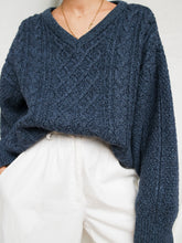 Load image into Gallery viewer, &quot;Egea&quot; knitted jumper (L)
